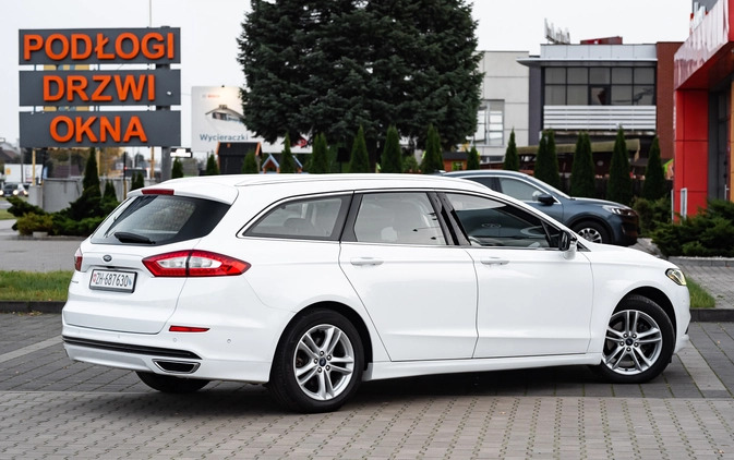 Ford Mondeo cena 55700 przebieg: 227000, rok produkcji 2017 z Dobrzyca małe 742